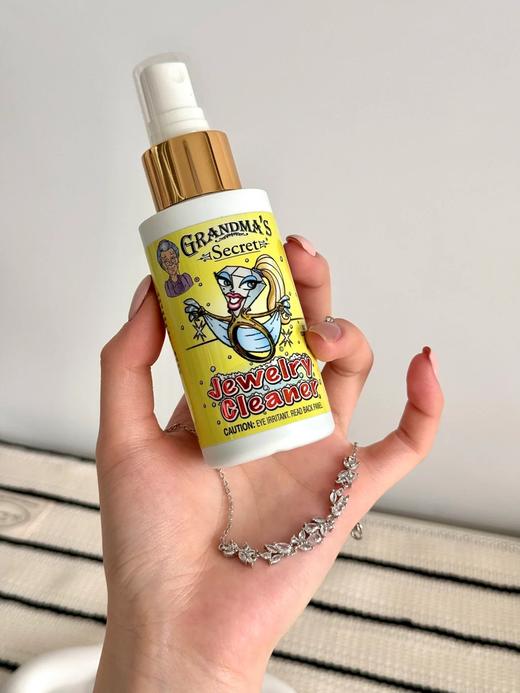 （有机珠宝不能用：蜜蜡、珍珠、琥珀）【珠宝清洁剂】88ml，再也不用看着氧化发黑、失去光泽的项链手链戒指们叹气了！来试试洗护二合一首饰清洁喷雾！ 商品图0