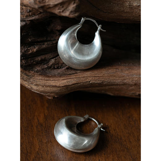 牧衣游 S999银耳环高级感百搭文艺 月半弯【不支持会员折】 商品图2