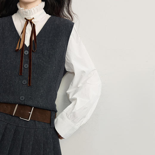 【10/1新品】熙世界高知miu系穿搭套装秋季女士长袖衬衫亚麻背心连衣裙两件套 商品图3