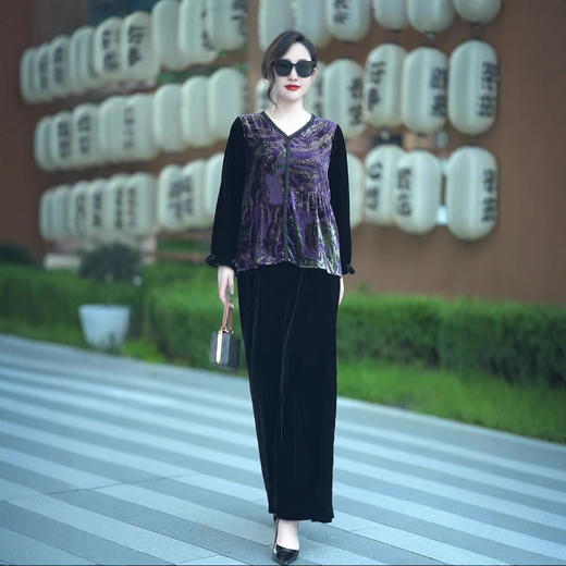 LX 30174丝绒新中式大码贵夫人复古气质上衣阔腿裤两件套 商品图0