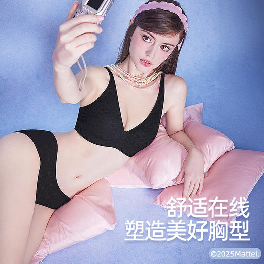 好奇蜜斯芭比联名无痕内衣女小胸无钢圈薄背心式文胸罩套装蕾丝白  泰莎 商品图3