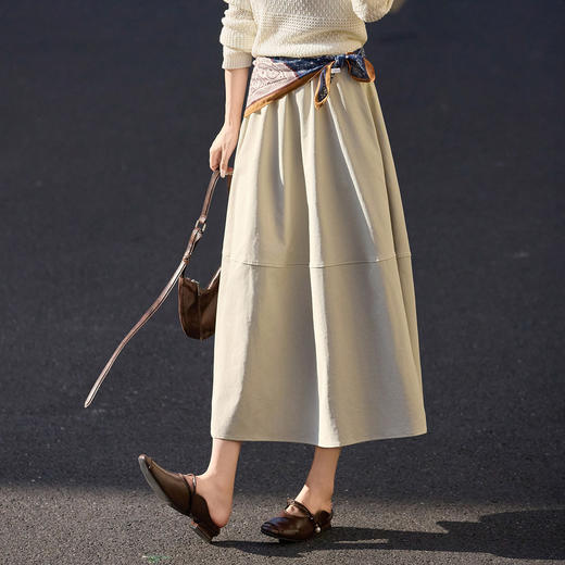 【10/1新品】熙世界可拆卸丝巾A字半身裙女2025秋装新款通勤休闲高腰中长裙子 商品图4