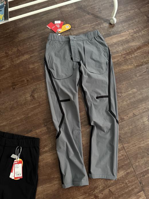 HH内里激光切割无缝拼接压胶工艺男休闲裤 商品图4