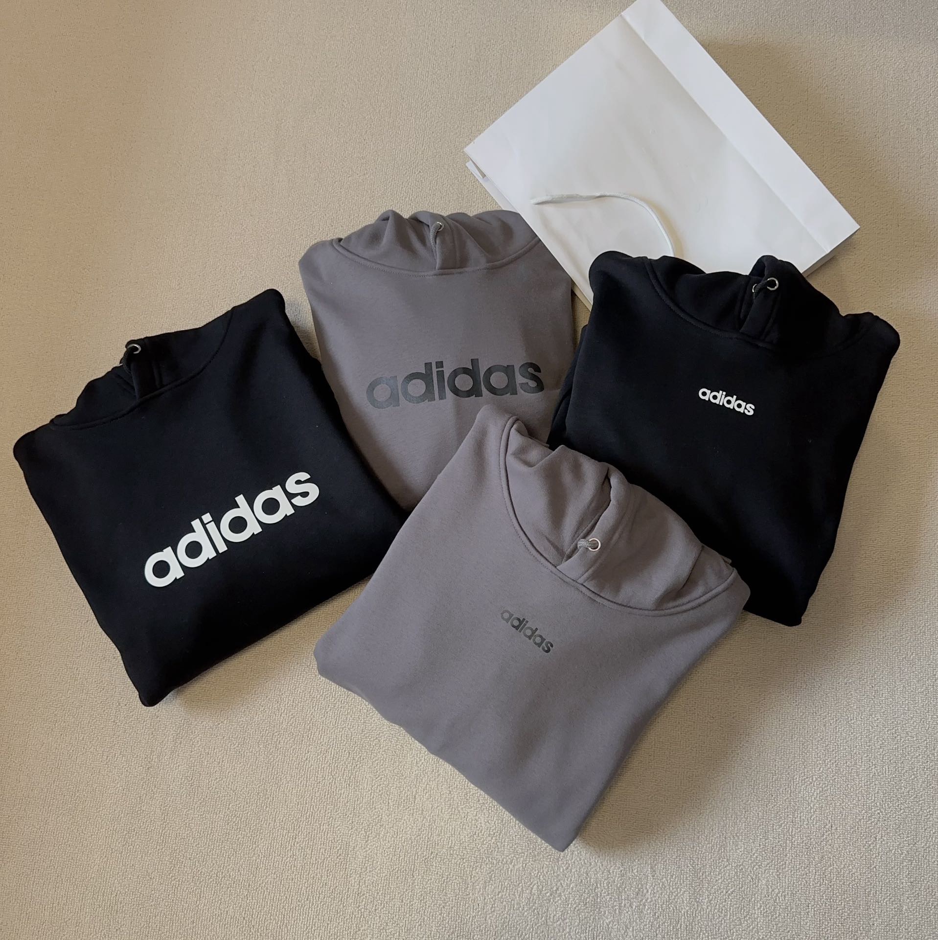 AD 极简字母印花 冬季保暖加绒连帽休闲卫衣 男女情侣款