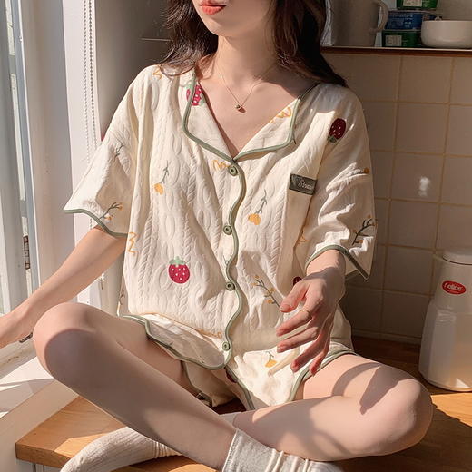 【肌肤的本能选择】包边开衫短袖家居服套装 自带无感Bra 贴身舒适 自然与科技结合的柔软面料 释放睡前肌肤压力 商品图8