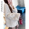 余潇潇【倾世月光】气质丹麦水貂重工弧形全抽刀染色圆领皮草外套 商品缩略图3