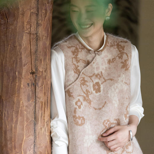 牧衣游原创 提花双色织毛织马夹新款软糯轻盈保暖百搭背心 壹禾 商品图0