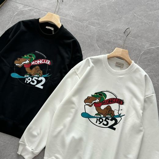 蒙口  24ss秋季卡通恐龙印花情侣圆领卫衣，360克高克重纯棉毛圈面料 商品图2