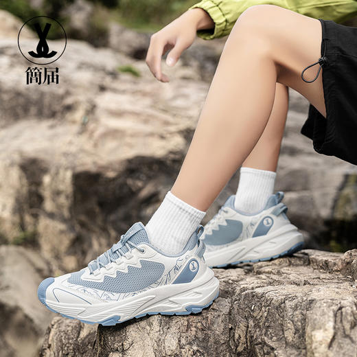 热卖中！！【奥特莱斯线下专柜有售】简届 山境1.0全地形户外四季款运动鞋 / 简届 云曦秋冬款越野运动鞋（男女同款）预售！驼绒漫沙（秋冬款）36、37、38码预计12.5发货！ 商品图9