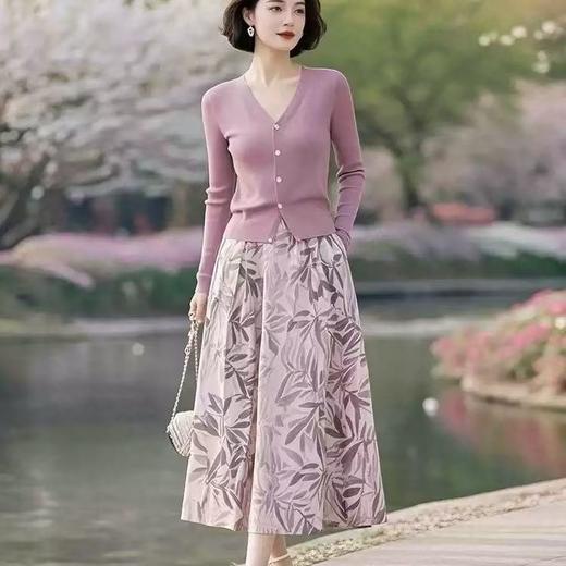 春季穿搭一整套中年妈妈时尚气质粉紫色针织开衫碎花时尚百搭上衣 商品图2