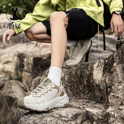 热卖中！！【奥特莱斯线下专柜有售】简届 山境1.0全地形户外四季款运动鞋 / 简届 云曦秋冬款越野运动鞋（男女同款）预售！驼绒漫沙（秋冬款）36、37、38码预计12.5发货！ 商品图7