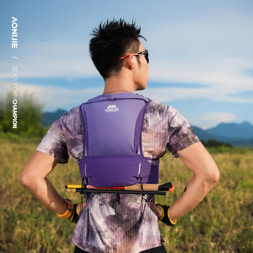 奥尼捷专业越野背包8L户外登山马拉松多功能徒步骑行双肩跑步背包 商品图4