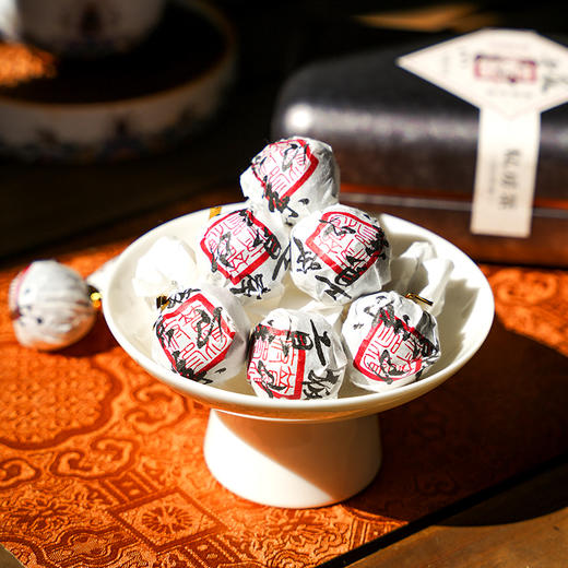 【板山贡茶龙珠】2022年古树春茶，深藏山野密林间的好茶，汤水甜柔，山韵明显，每一粒龙珠均出自非遗制茶人：王天老师 商品图3