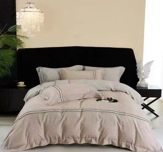 10楼恐龙  全棉柔品磨毛四件套-芙瑞丝  200*230cm 吊牌价1980元   活动价499元 商品图2