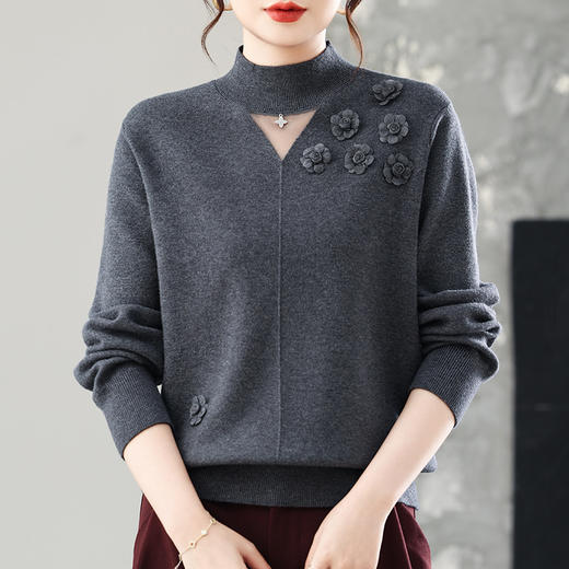 CC 25346气质上衣半高领打底衫减龄时髦立体花朵毛衣 商品图2