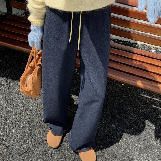 【超模君精选】LUOQIQI绵羊毛牛仔弯刀裤 羊毛牛仔面料柔软舒适又保暖 微弯刀裤型显瘦遮肉 款式时尚百搭不挑人 商品图9