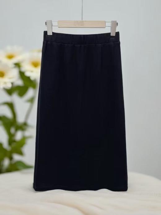 【秋新品】黑色简约斜纹后开叉卫裙半裙-喜出 商品图3