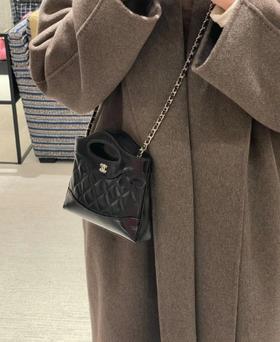 香奶奶  31bag 24s  长形横版Nano  抛光小羊皮  链条手提单肩斜挎包    女款（HH）