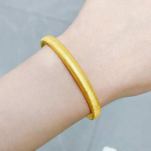 【限时克减150元】足金999.9 古法空心固口拉丝工艺星闪金轮胎手镯（面宽约5.6-6mm）(ANWGFSZ01120-3),(预售产品下单后不退款不退货不换货不补差价) 商品图3