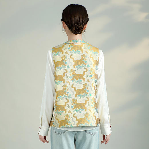 织锦提花新中式马甲AYK2403147 商品图3