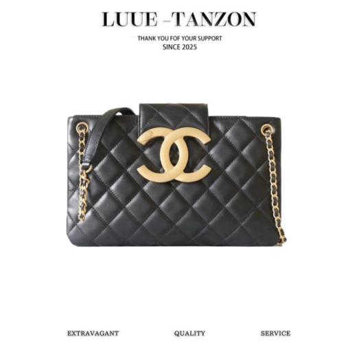 香奈儿24C早春大logo横款购物袋（HH） 商品图0