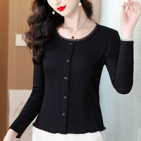 KQL 355H8306纯色花边圆领长袖T恤简约单排扣洋气显瘦上衣