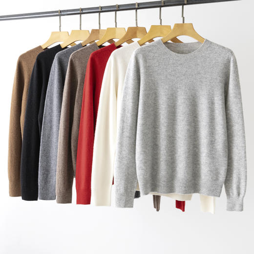 【高品质私服】【无缝羊绒混纺圆领光板长袖】精选了羊绒、羊毛和貂毛这三种顶级材质，做工精致，纹路特别细腻，休闲又日常，上班上学穿都合适YS5801-CC 商品图2