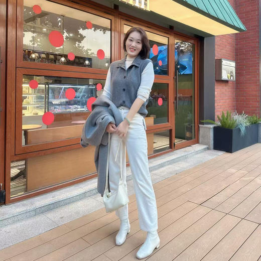 （康赛妮A类纱线）火桐hooton 万能马甲 厚款山羊绒无袖开衫马甲24A055 商品图2