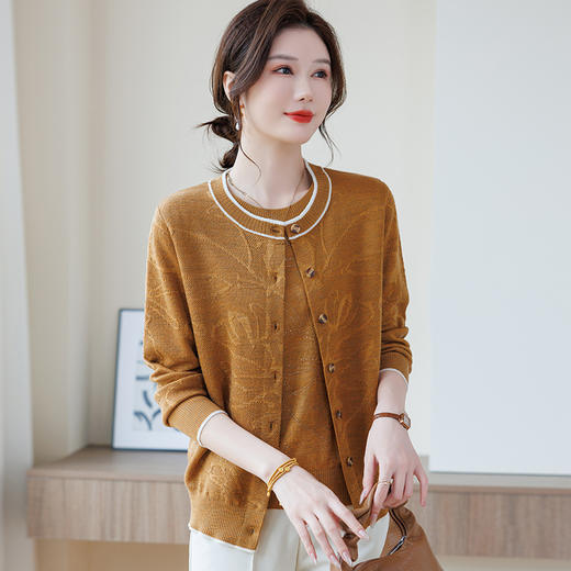 D5—2551秋装薄款开衫外套时尚短袖针织两件套中老年女春秋长袖上衣服 商品图3