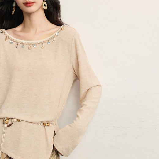 【10/1新品】熙世界波嬉风度假穿搭套装秋季女士串珠圆领T恤格纹半身裙两件套 商品图4