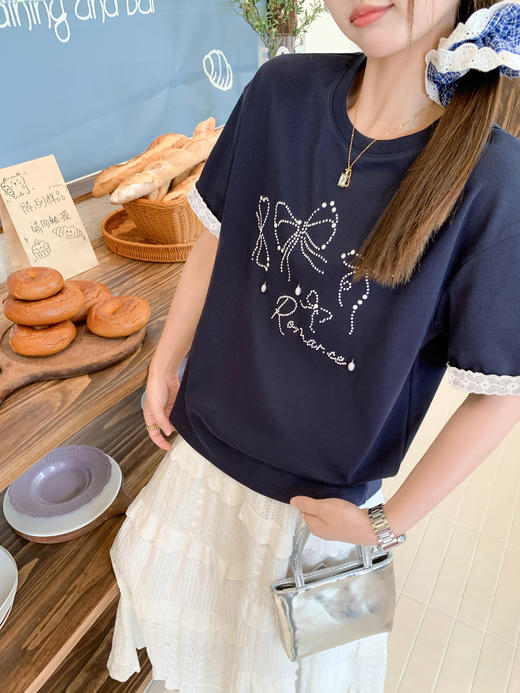 <曾小咸推荐>现货秒杀！微信超特价！蓝色蕾丝边拼接袖口圆领宽松短袖T恤 日常129.99 立减60 秒杀69.99！ 商品图9