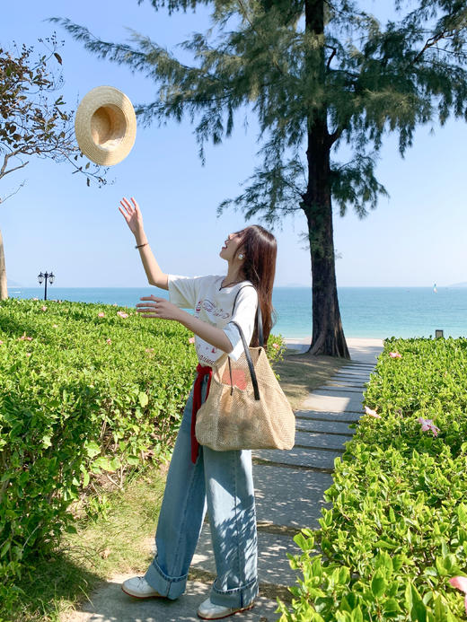 <曾小咸推荐>字母印花宽松显瘦圆领短袖T恤 商品图9