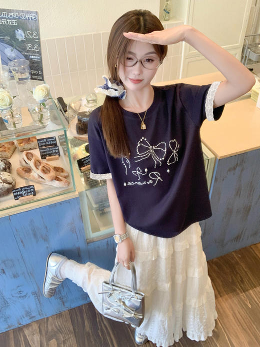 <曾小咸推荐>现货秒杀！微信超特价！蓝色蕾丝边拼接袖口圆领宽松短袖T恤 日常129.99 立减60 秒杀69.99！ 商品图6