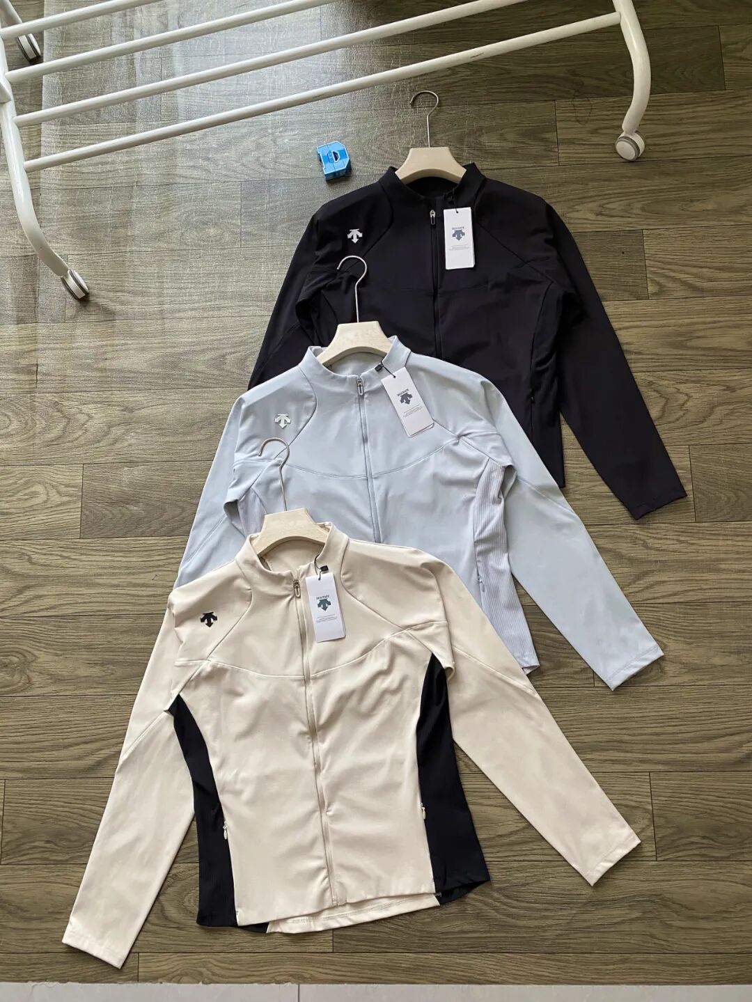 迪桑特秋季新款运动户外女士针织运动上衣