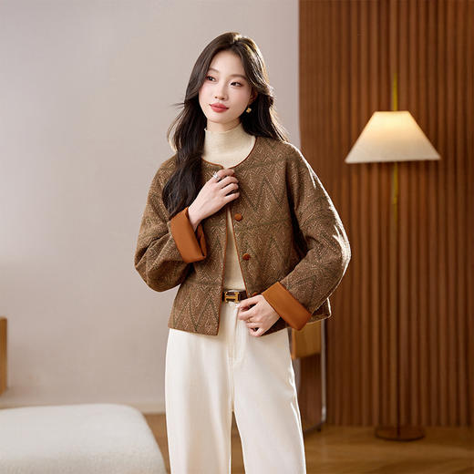 复古毛呢外套，时尚洋气圆领刺绣短款羊毛外套HR-1039 商品图1