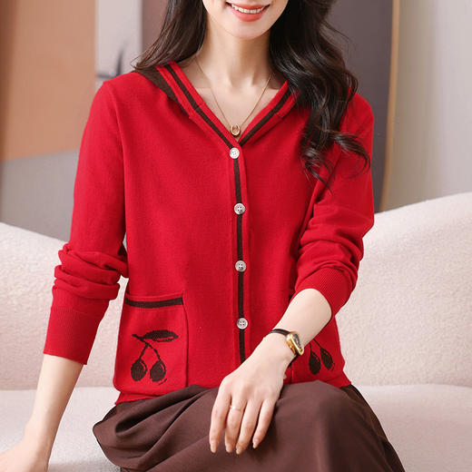 W310-710-88-1382025新款中年妈妈春秋装口袋外套洋气连帽上衣女宽松大码针织开衫 商品图3