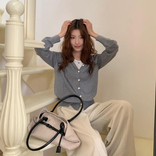 6%羊毛假两件设计款 条纹连帽上衣 商品图8