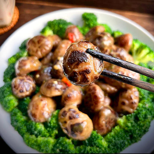 『神农架房县小花菇』龟裂纹深，肉厚细嫩，鲜美爽口，菇香浓郁 商品图3