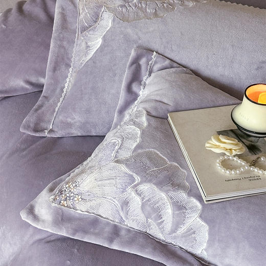 【230g高克重】云煦绒四件套佳斯娜{芙拉花园系列}【锁温保暖】【细腻丰盈】【厚实温暖】【刺绣花卉】抑菌防螨 防静电导电丝 AB双版 法式浪漫 商品图5