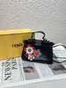 FENDI Peekaboo 黑色 羊皮 超迷你 小花包 商品缩略图0