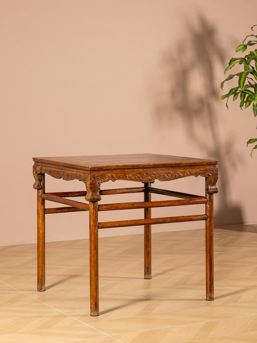 清早期	黄花梨镶瘿木卷草纹展腿拆分式方桌 商品图1