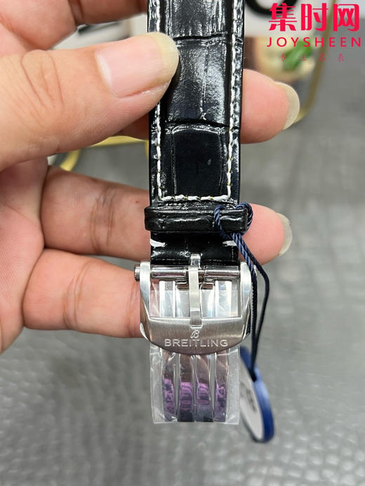 百年灵BLS新款航空计时系列 70周年特别版 航空计时透底 B01计时男士腕表 商品图7