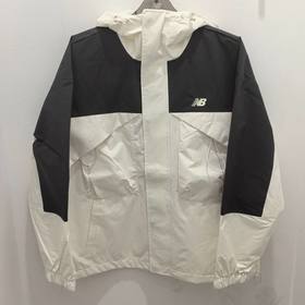 【春上新】 【7折】7楼 NewBalance休闲运动男梭织外套吊牌价：1099元