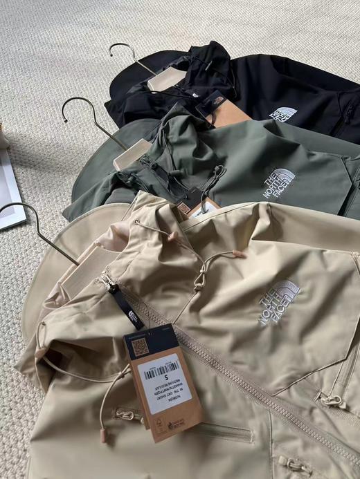 韩版秋季情侣款连帽冲锋衣，青岛代工厂出货 商品图5