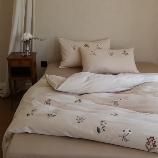 2025秋新款！秋冬小清新纯棉磨毛婴儿棉四件套全棉花卉刺绣加厚被套床上用品 商品图3