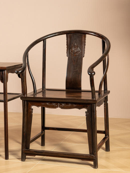 二十世纪	紫檀螭龙纹圈椅成套（两椅一几） 商品图2