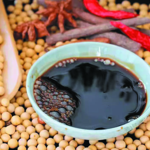 俄罗斯进口 拉茜娅牌经典口味酱油（酿造酱油）1L 商品图2