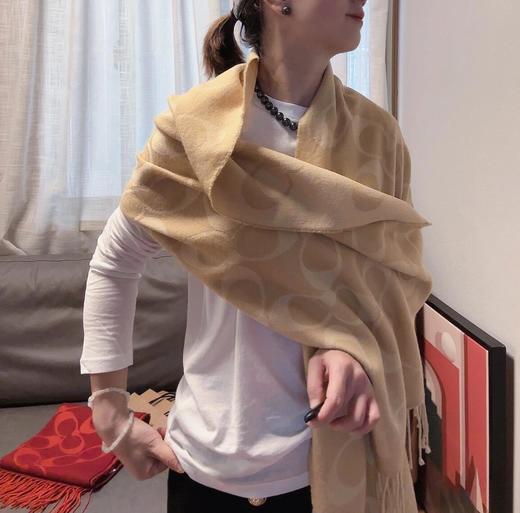 【香港直邮 COACH/蔻驰】蔻驰流苏字母印花 绒线围巾男女情侣同款 商品图4