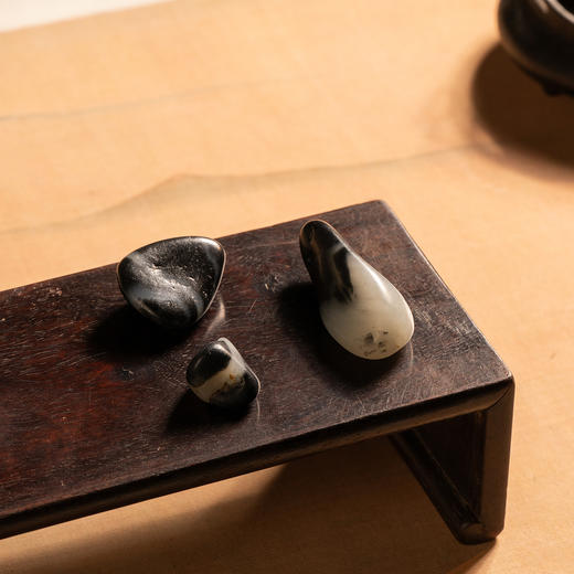 和田青花籽料一组（三块） 商品图2