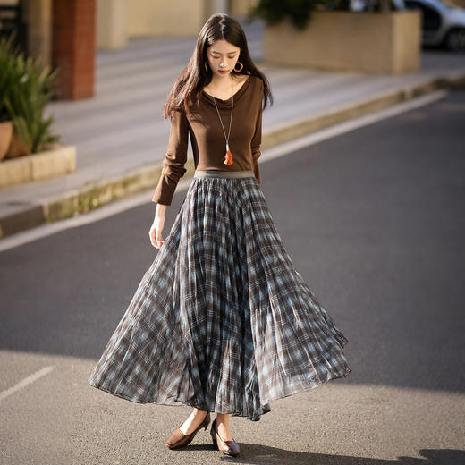 【10/1新品】熙世界【都市旅人】复古格纹半身裙女秋季高腰垂感百褶裙a字长裙 商品图4